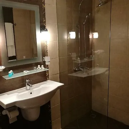Private Units In Laguna Beach Апартамент